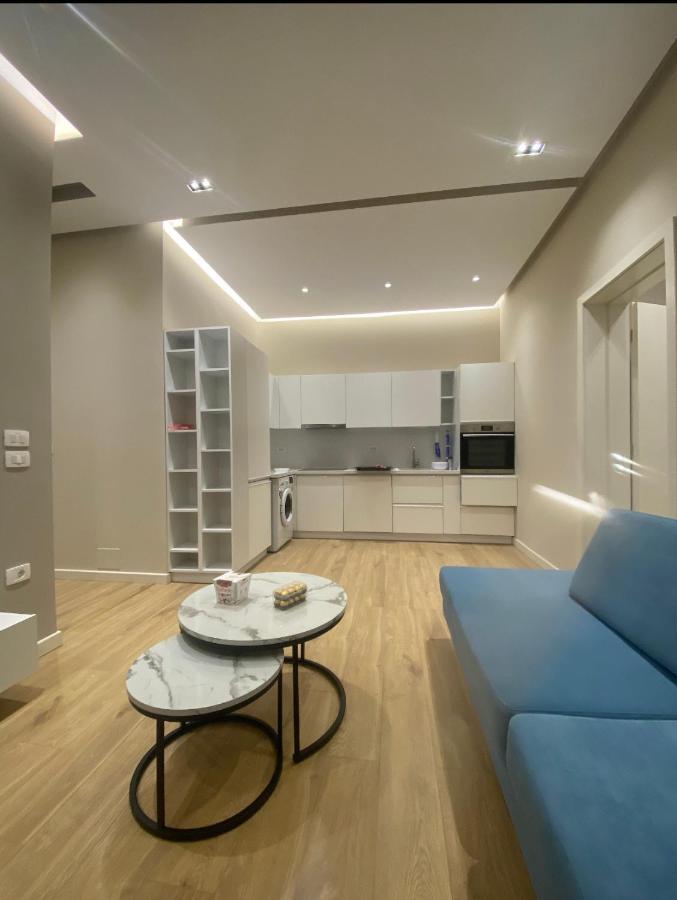 Lilo'S Place Tirana Buitenkant foto