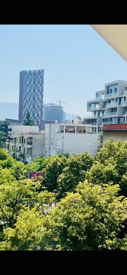 Lilo'S Place Tirana Buitenkant foto