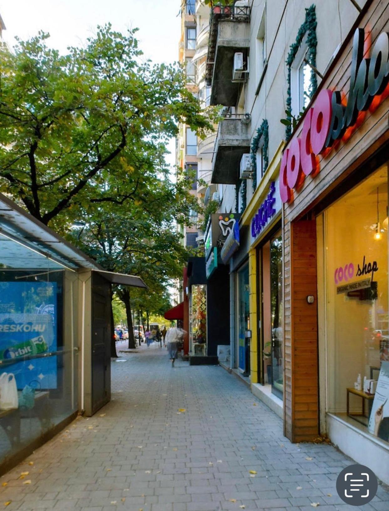 Lilo'S Place Tirana Buitenkant foto